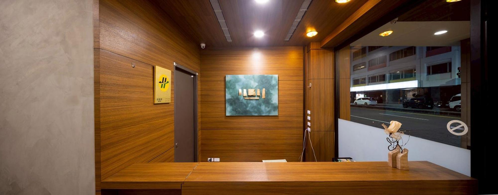 P Inn Tajnan Kültér fotó