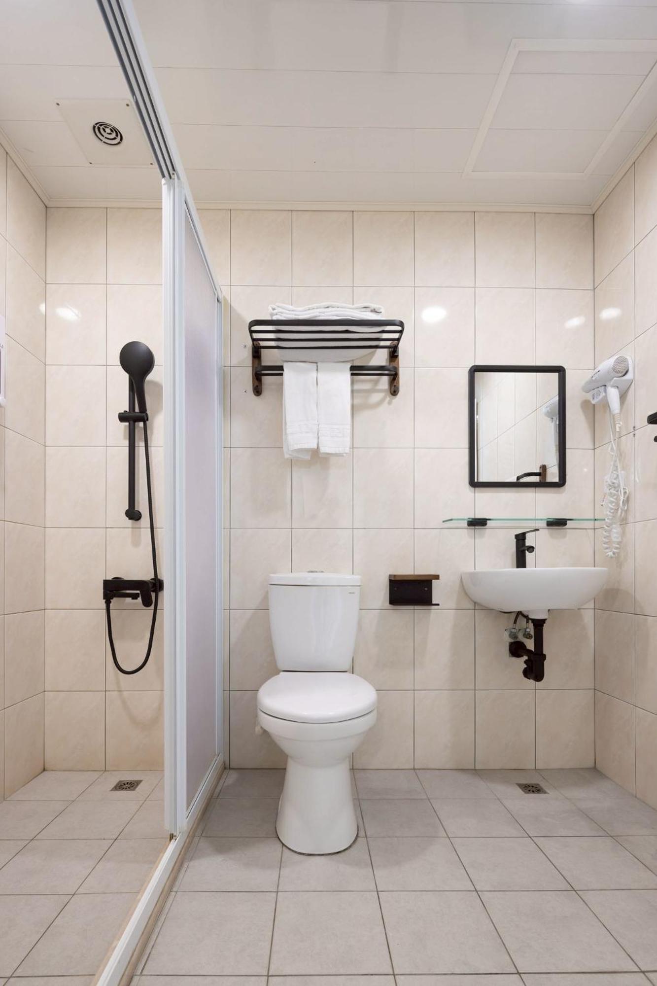 P Inn Tajnan Szoba fotó