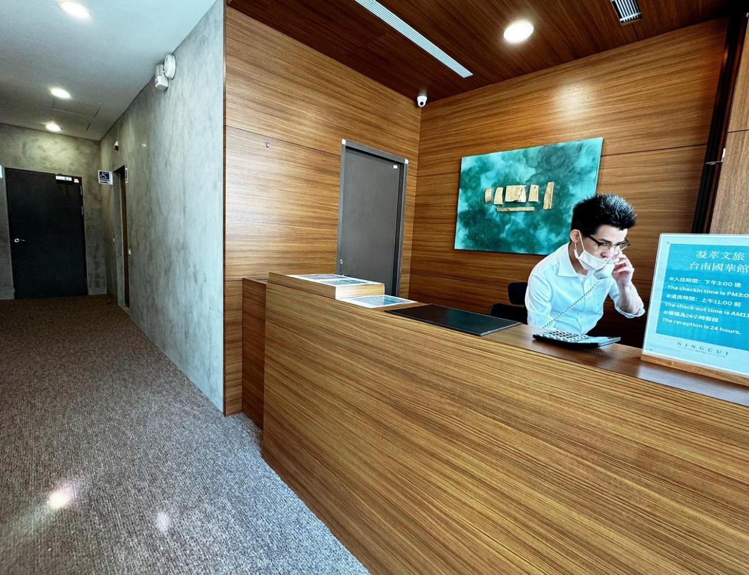 P Inn Tajnan Kültér fotó